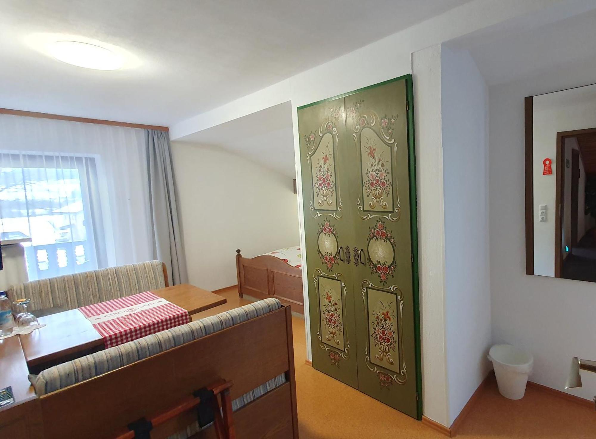Hotel Garni Haus Alpine - Chiemgau Karte Inkl Ruhpolding Εξωτερικό φωτογραφία