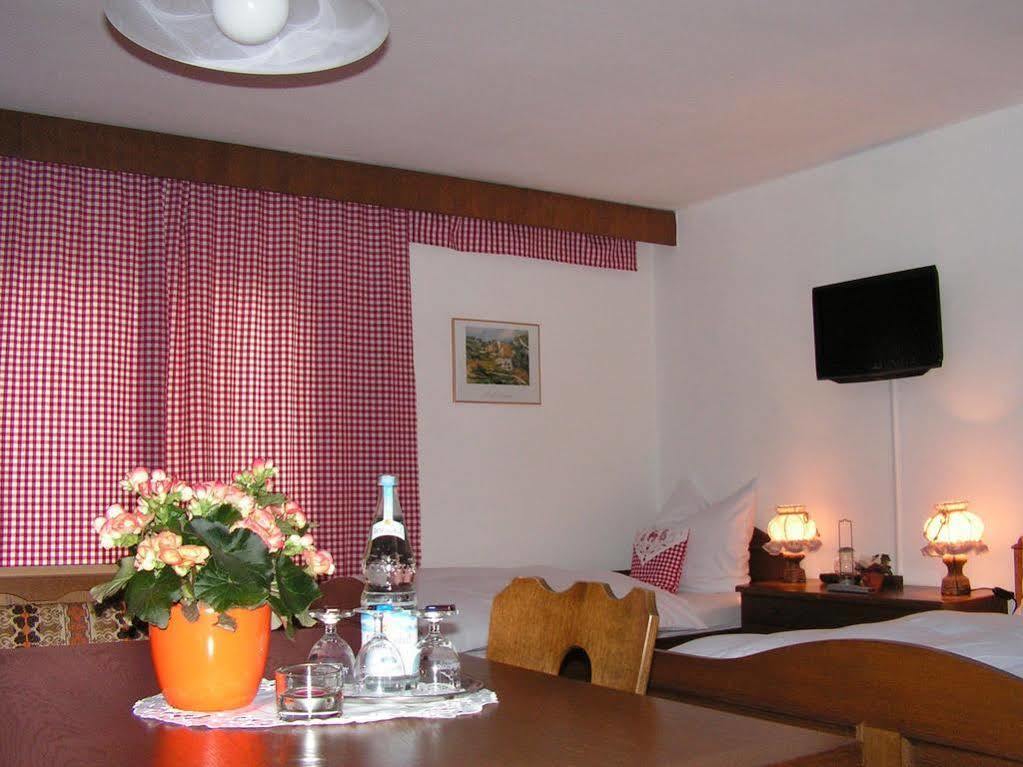 Hotel Garni Haus Alpine - Chiemgau Karte Inkl Ruhpolding Εξωτερικό φωτογραφία
